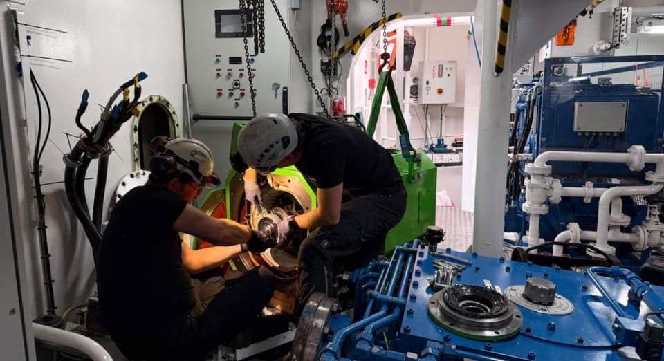 Specialistisch onderhoud aan sleepboot bij Damen Shiprepair